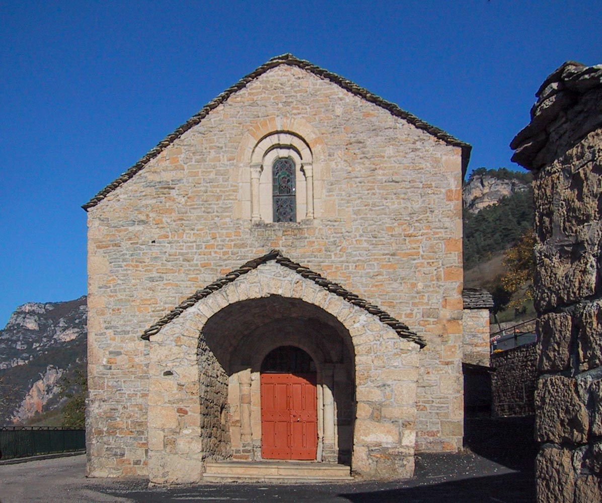 Le portail de l'église